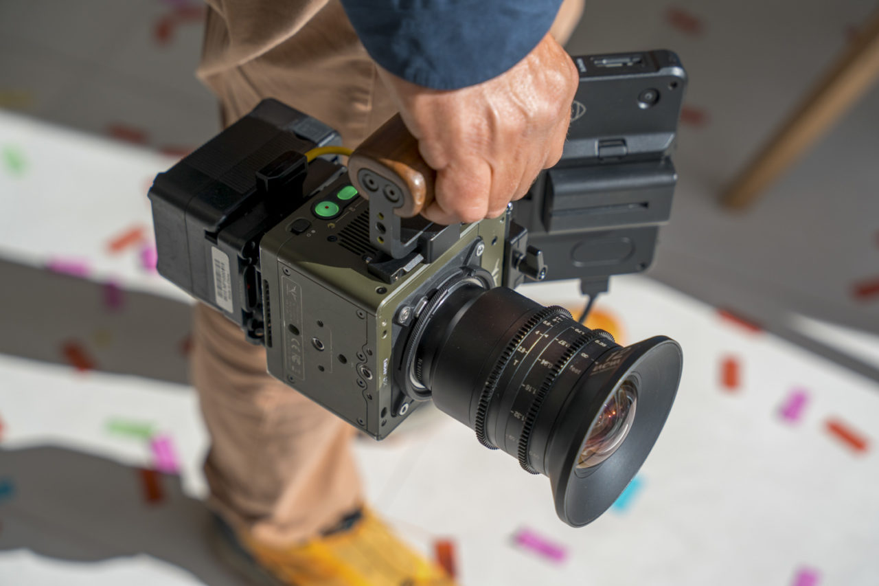 Camera-freefly-ember-s5k-studio-phonic-lips-00003